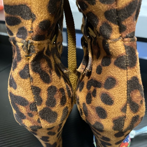 Women's Cheetah Print Boots‎ Size 10 (42) - Picture 10 of 10
